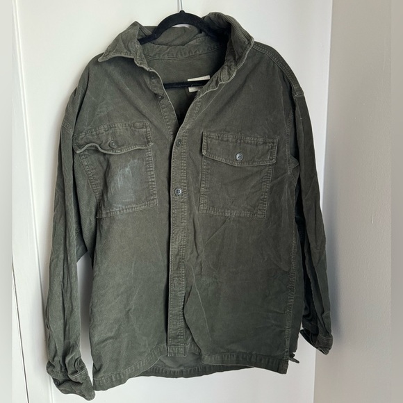 American eagle green corduroy button up - Picture 1 of 4